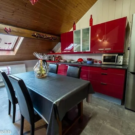 Maison Charmante Avec Jardin A - Vue Sur Montagnes *