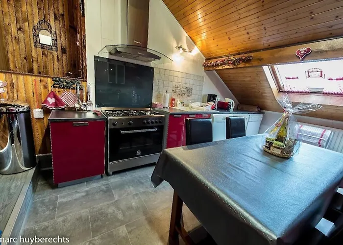 Vakantiehuis Maison Charmante Avec Jardin A - Vue Sur Montagnes